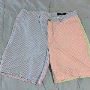 Vineyard Vines 35 waist men's seersucker shorts